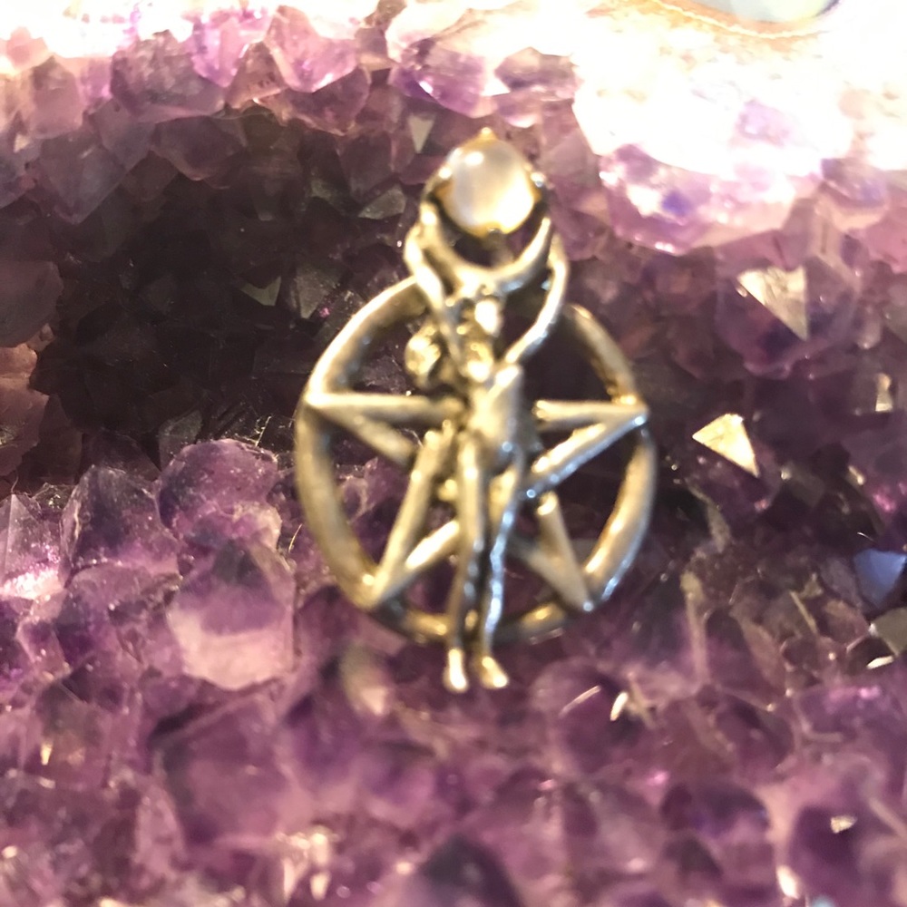 New-Pentacle Moonstone Goddess Pendant
